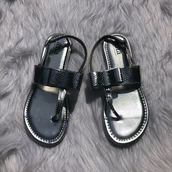 A.N.A. Senna Silver Bow Slingback Flat San… - Picture 2 of 9